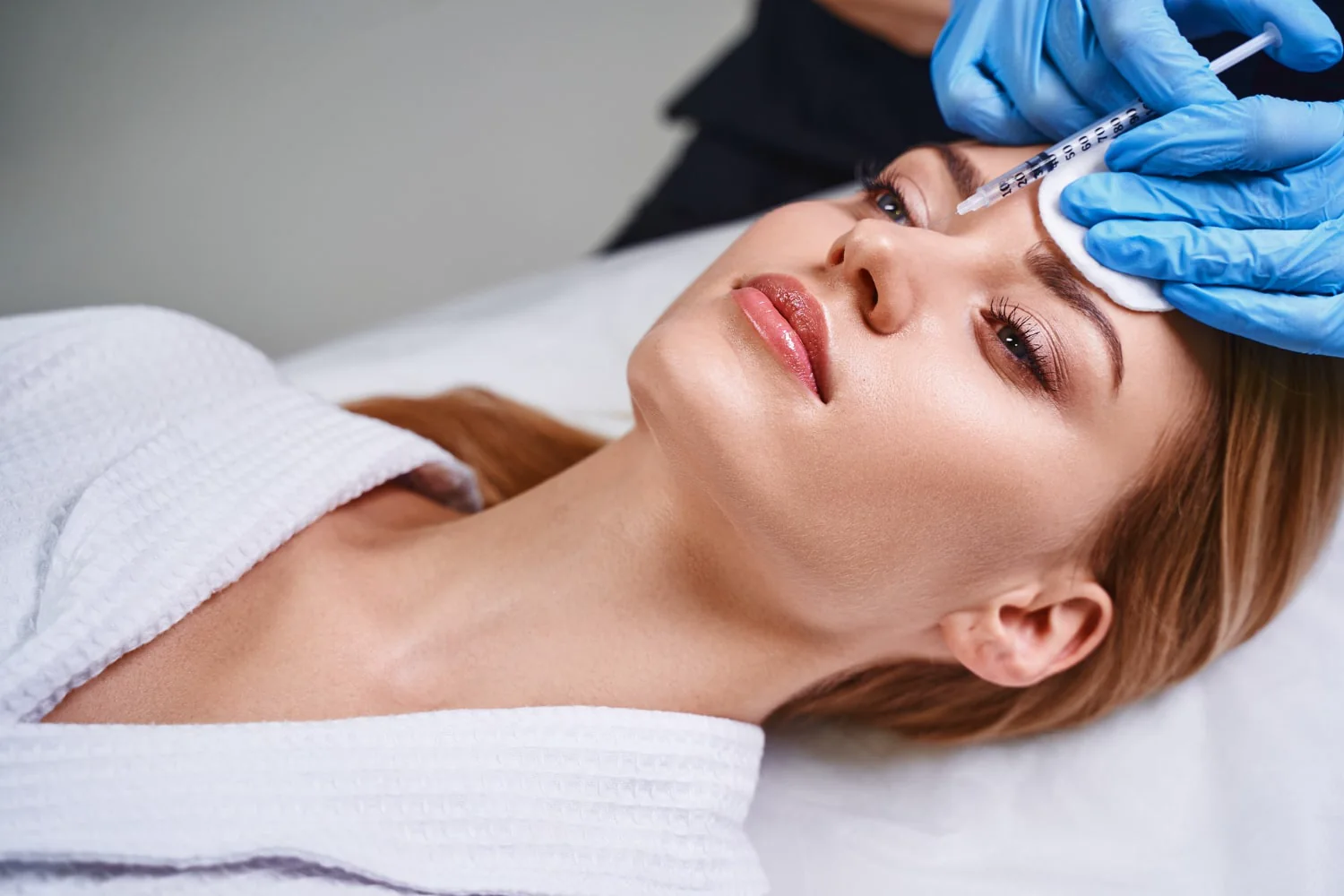 Aesthetic injectable treatment image